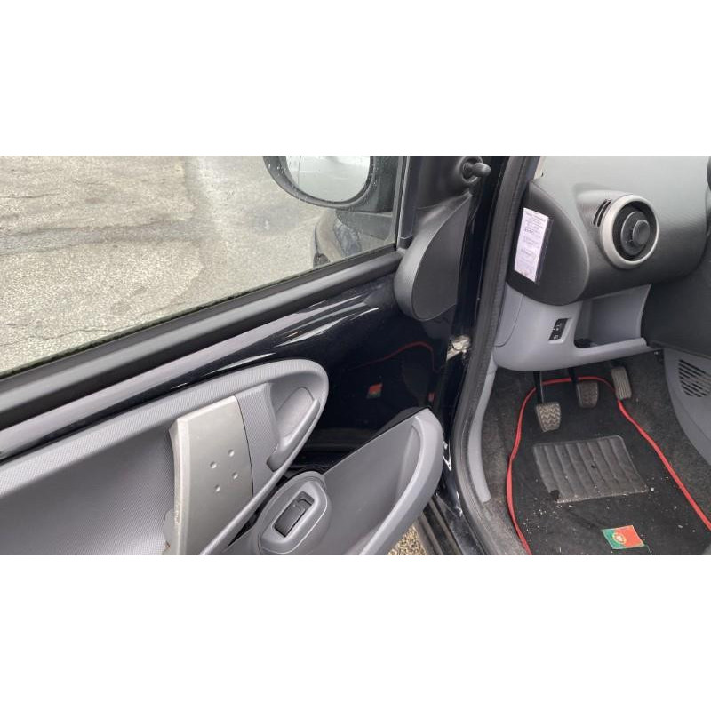 Porte avant gauche PEUGEOT 107 Photo n°4