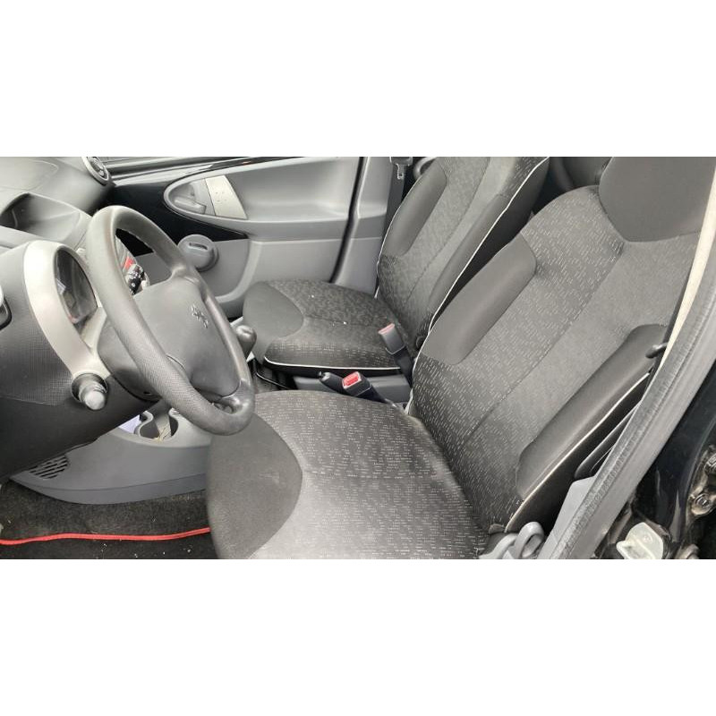Porte avant gauche PEUGEOT 107 Photo n°7