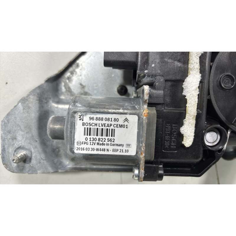 Leve vitre electrique avant droit PEUGEOT 508 1 SW Photo n°4