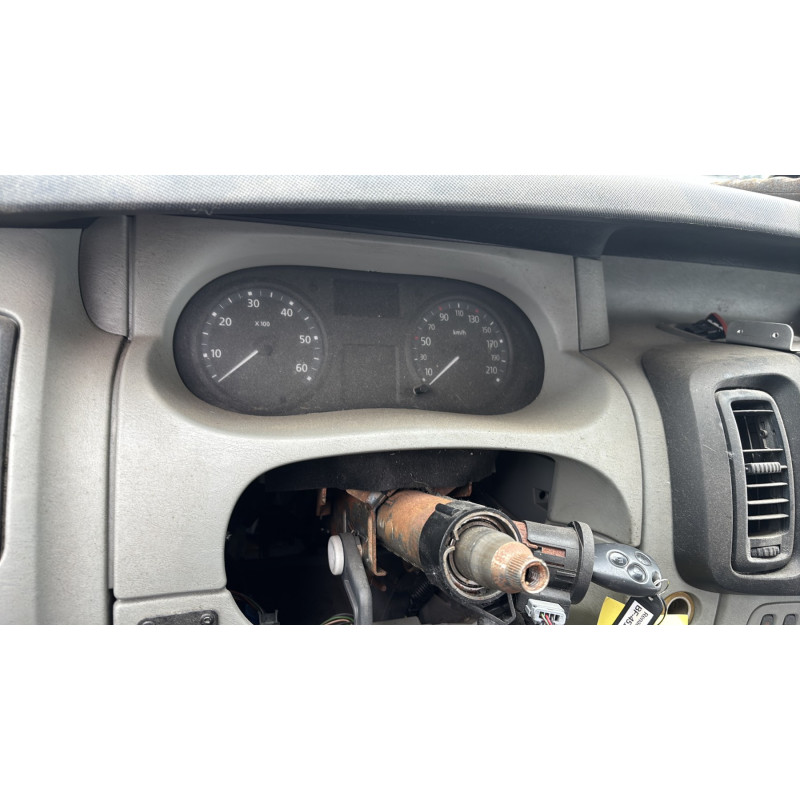 Capot RENAULT TRAFIC 2 Photo n°19