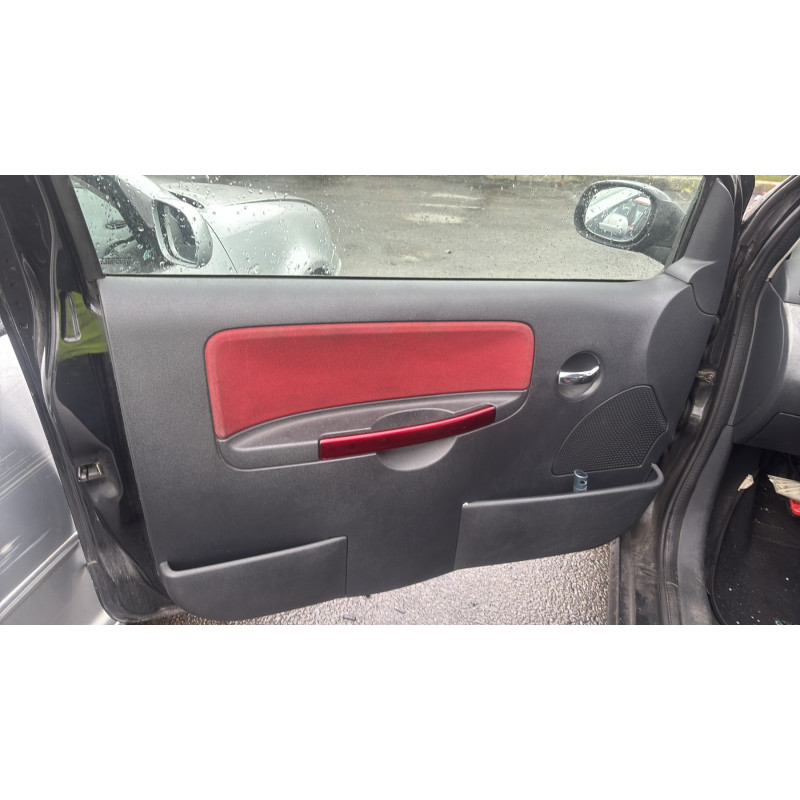 Malle/Hayon arriere CITROEN C2 Photo n°13