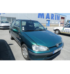 Aile avant droit PEUGEOT 106