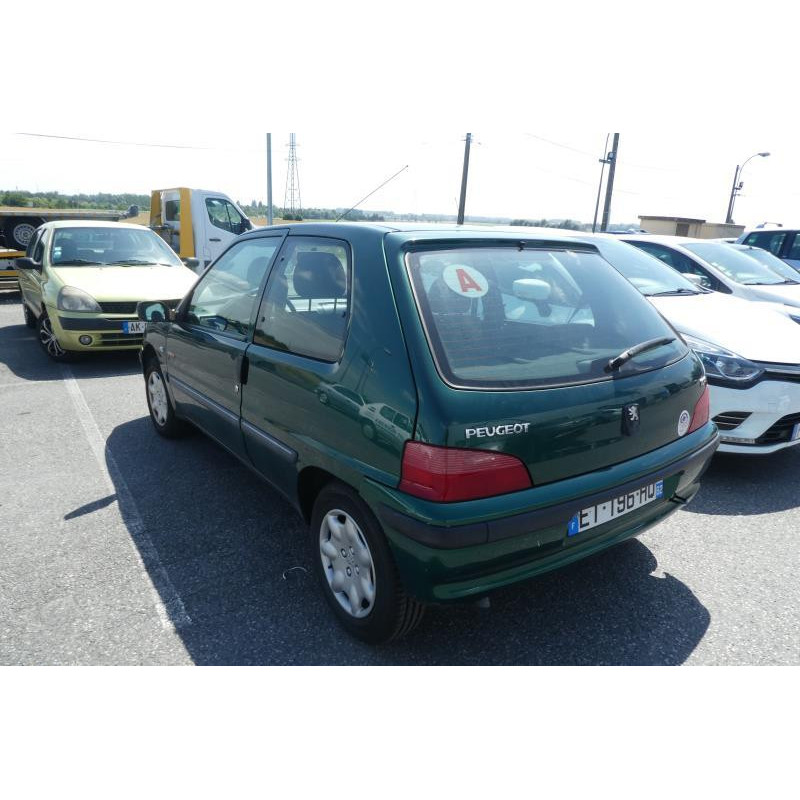 Aile avant droit PEUGEOT 106 Photo n°12