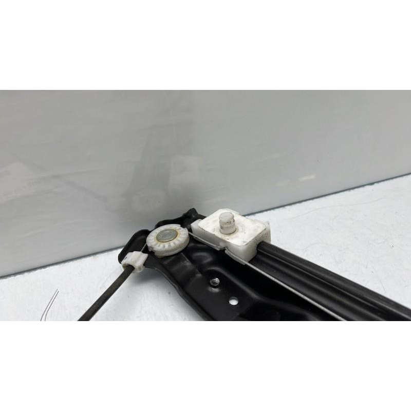 Leve vitre electrique avant droit PEUGEOT 308 2 Photo n°5