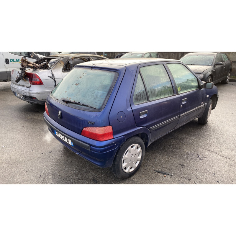 Aile avant droit PEUGEOT 106 Photo n°8