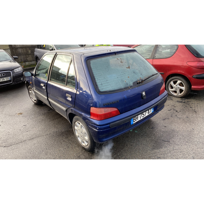 Aile avant droit PEUGEOT 106 Photo n°9