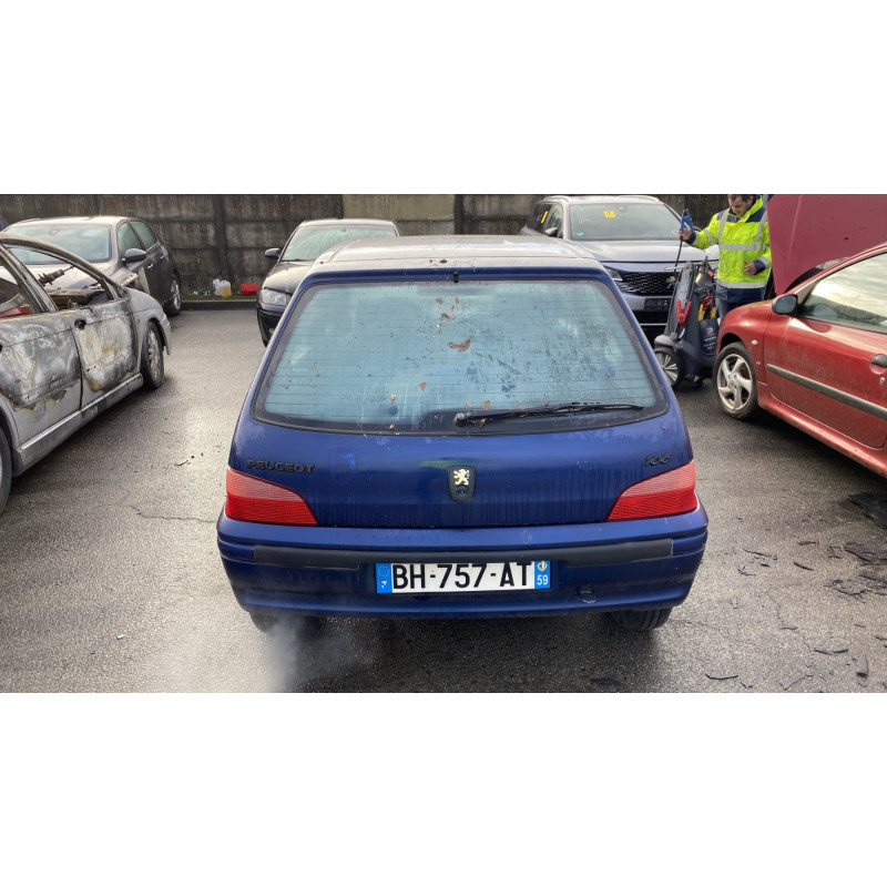 Aile avant droit PEUGEOT 106 Photo n°10