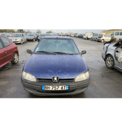 Aile avant droit PEUGEOT 106