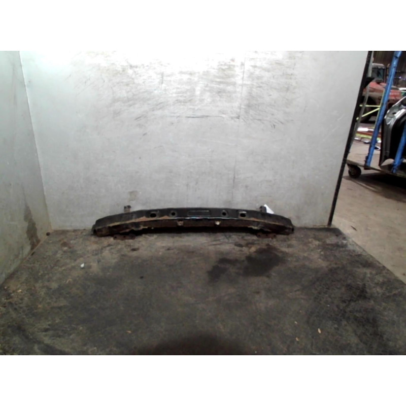 Renfort pare choc avant (traverse) HYUNDAI TRAJET Photo n°1
