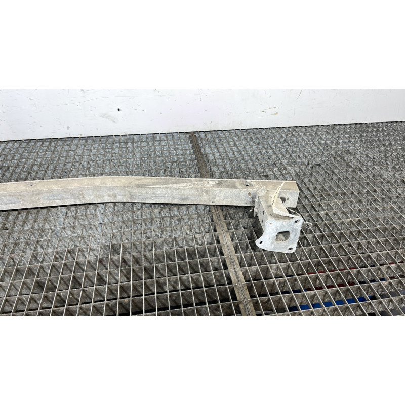 Renfort pare choc avant (traverse) TOYOTA PRIUS 4 Photo n°6