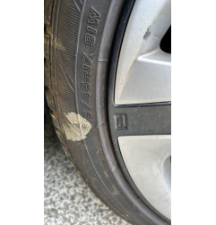 Renfort pare choc avant (traverse) TOYOTA PRIUS 4
