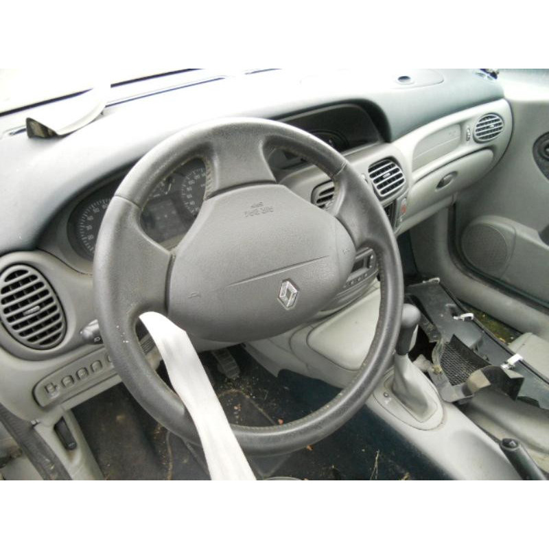 Etrier avant droit (freinage) RENAULT SCENIC 1 Photo n°8