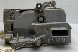 Serrure avant droit PEUGEOT PARTNER 1