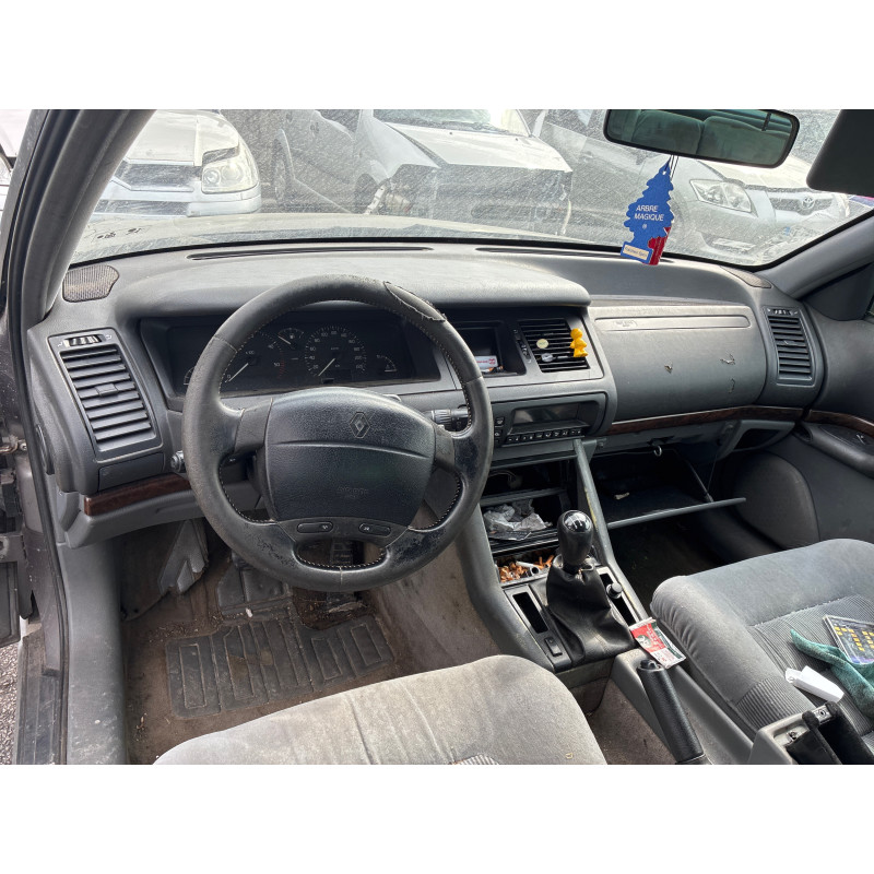 Pare choc avant RENAULT SAFRANE Photo n°19