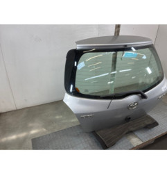 Malle/Hayon arriere TOYOTA YARIS 2 Photo n°1