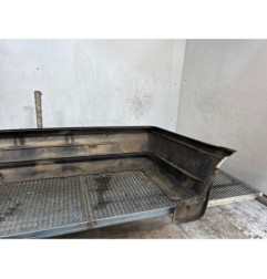 Pare choc arriere NISSAN PRIMERA 1