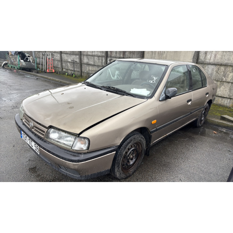 Pare choc arriere NISSAN PRIMERA 1 Photo n°6