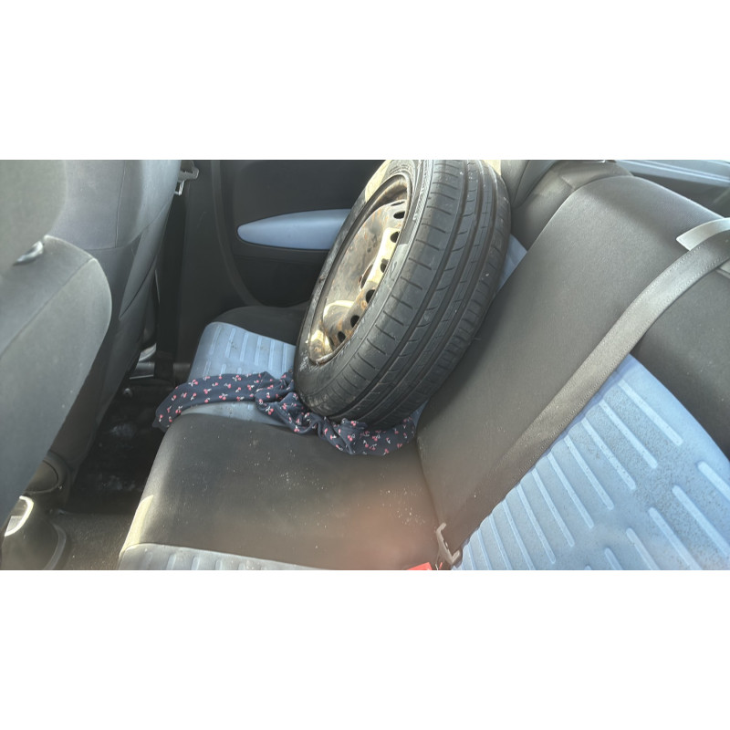 Pare choc avant FIAT GRANDE PUNTO Photo n°20