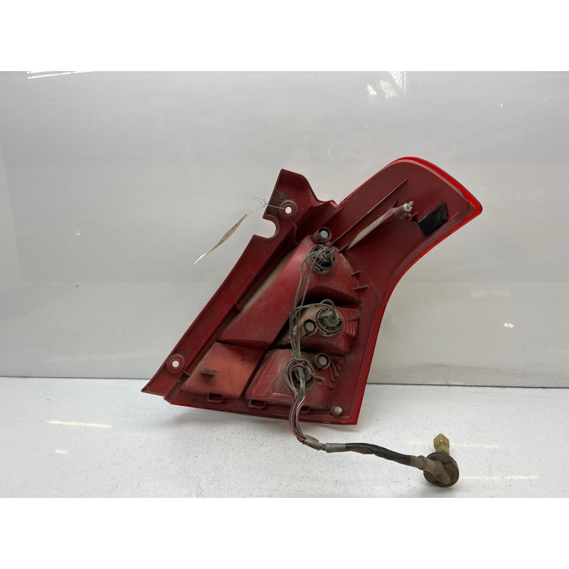 Feu arriere principal gauche (feux) SUZUKI SWIFT 3 Photo n°4