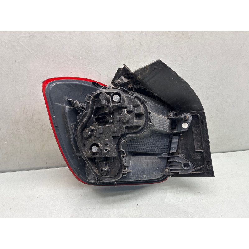 Feu arriere principal droit (feux) BMW SERIE 1 F20 Photo n°2