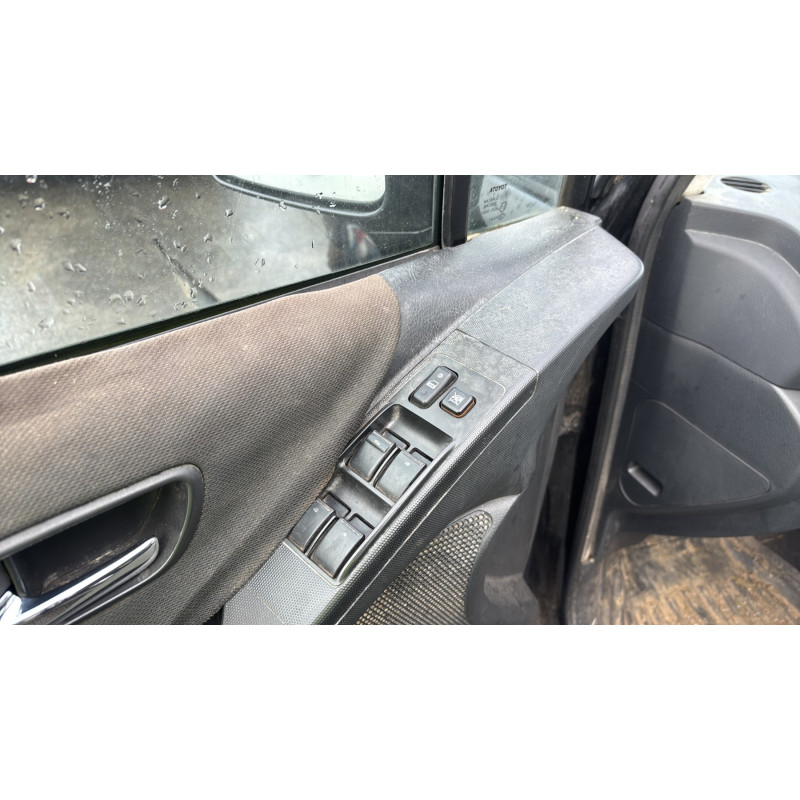Porte avant droit TOYOTA COROLLA VERSO 2 Photo n°15