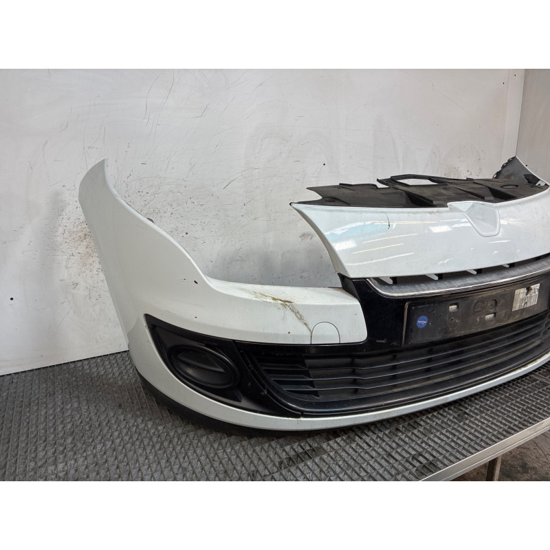 Pare choc avant RENAULT MEGANE 3 Photo n°5