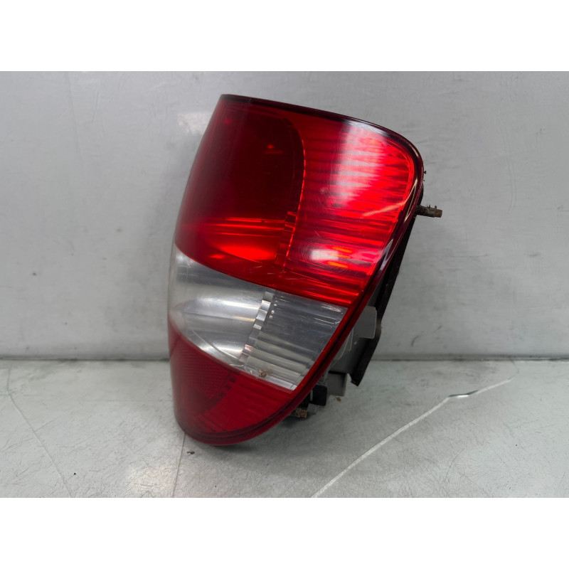 Feu arriere principal droit (feux) VOLKSWAGEN FOX Photo n°4