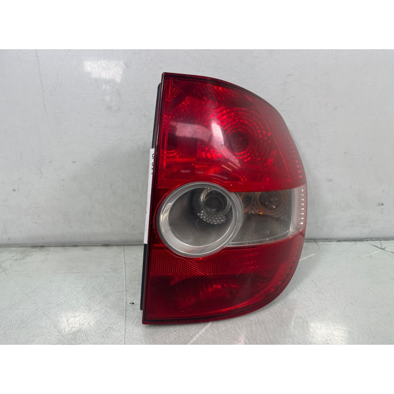 Feu arriere principal droit (feux) VOLKSWAGEN FOX Photo n°5