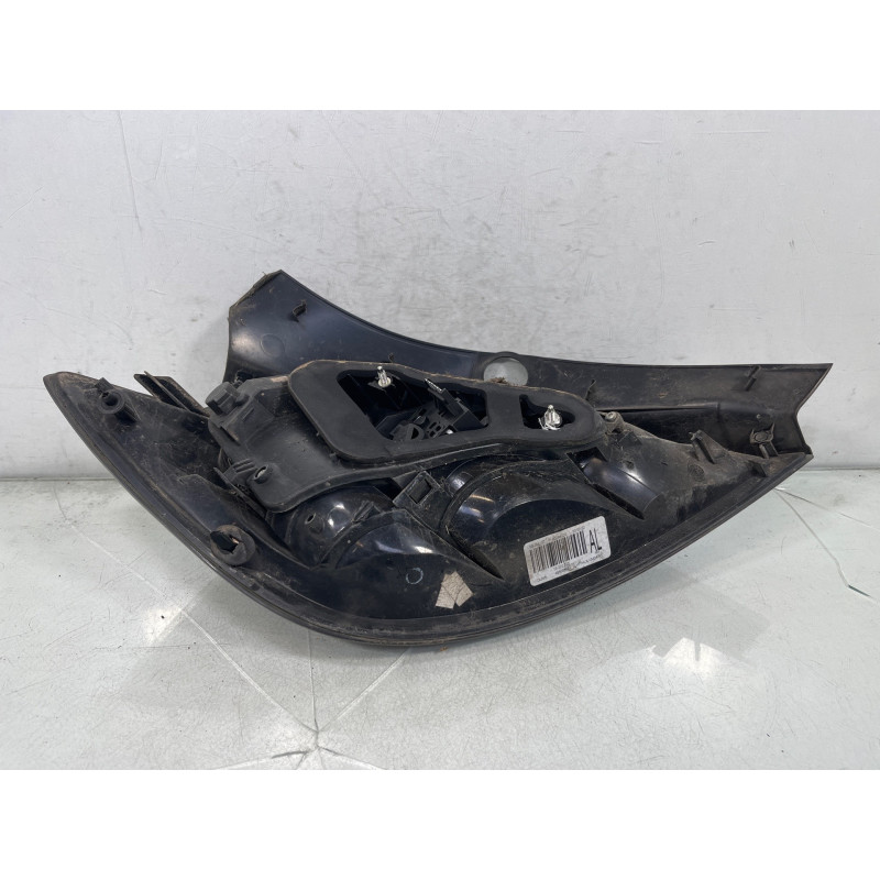 Feu arriere principal droit (feux) OPEL ASTRA H Photo n°2