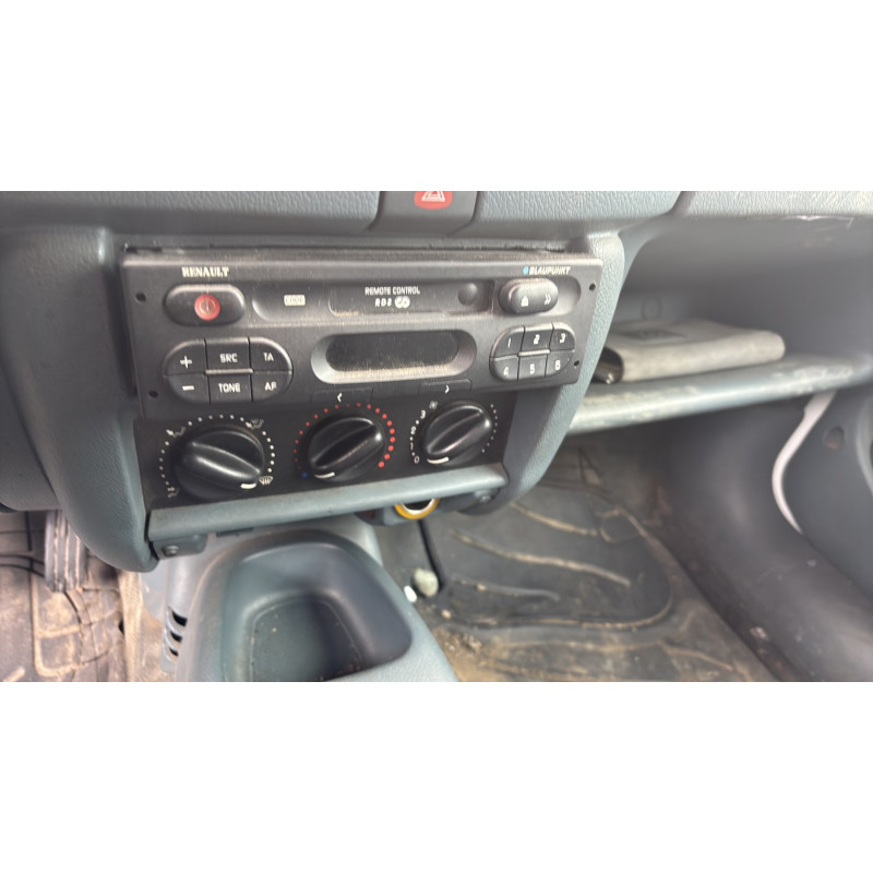 Feu arriere stop central RENAULT KANGOO 1 Photo n°19