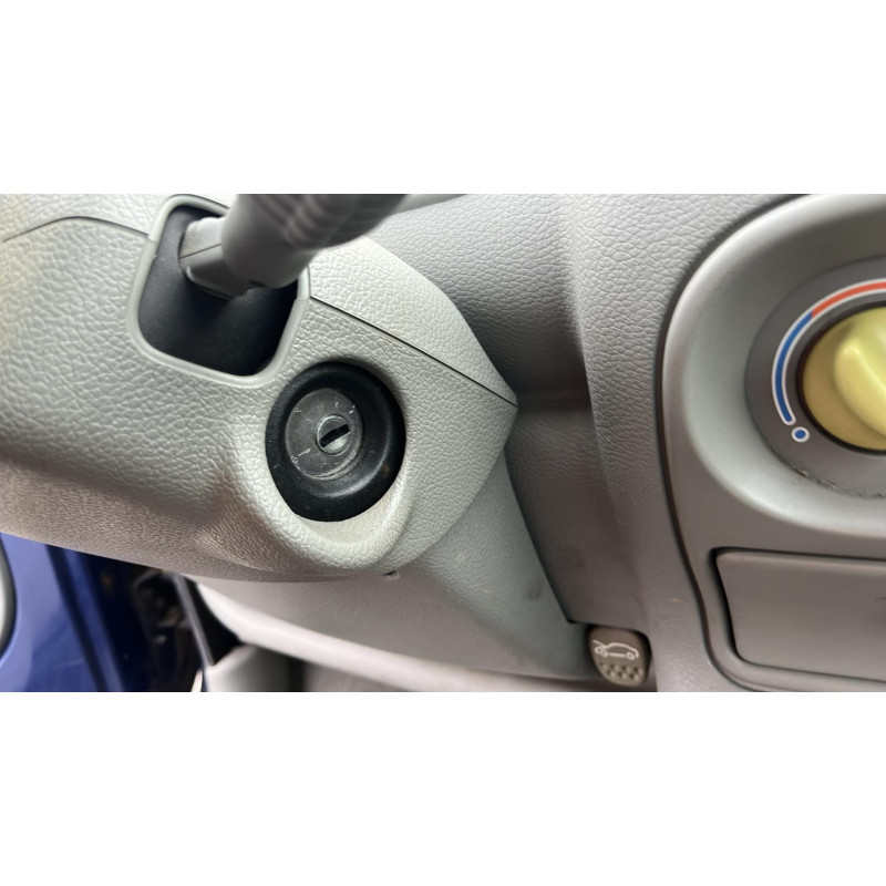Face avant RENAULT TWINGO 1 Photo n°15