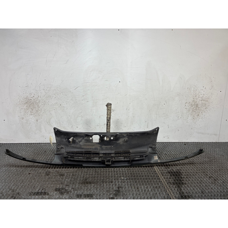 Calandre RENAULT CLIO 2 Photo n°3