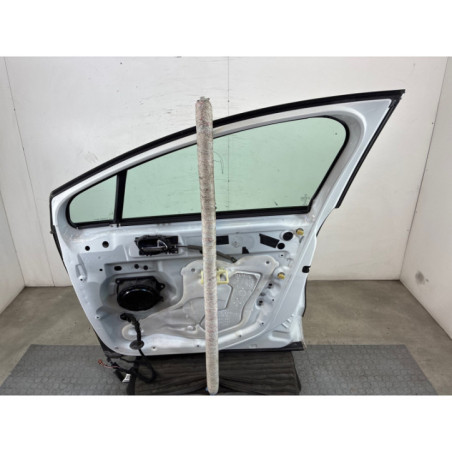 Porte avant droit PEUGEOT 3008 1
