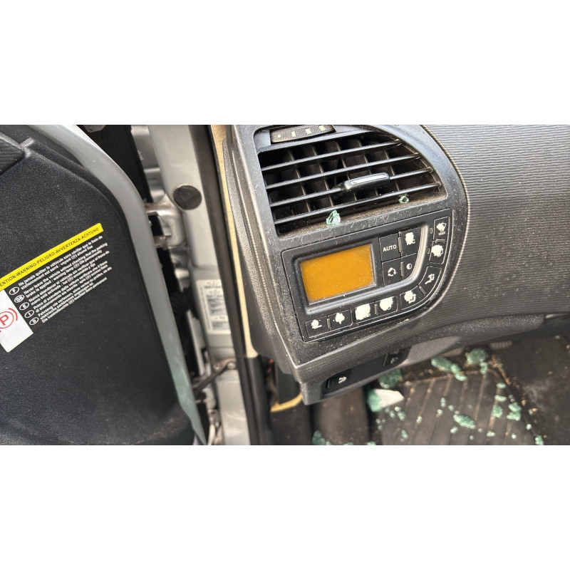 Renfort pare choc avant (traverse) CITROEN C4 PICASSO 1 Photo n°19