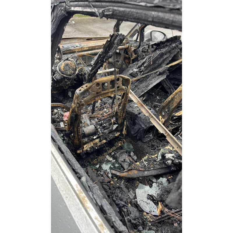 Renfort pare choc arriere (traverse) VOLKSWAGEN GOLF 7 Photo n°8