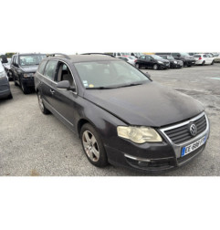 Renfort pare choc avant (traverse) VOLKSWAGEN PASSAT 5