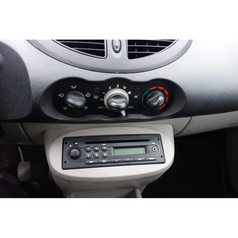 Retroviseur gauche RENAULT TWINGO 2 Photo n°10