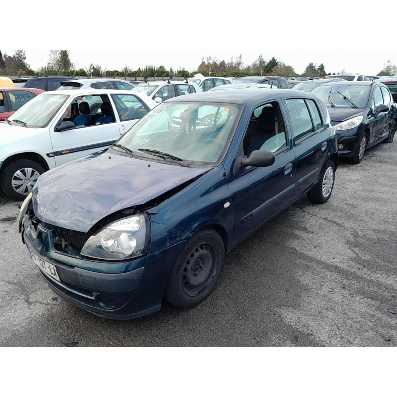 Feu arriere stop central RENAULT CLIO 2 Photo n°11