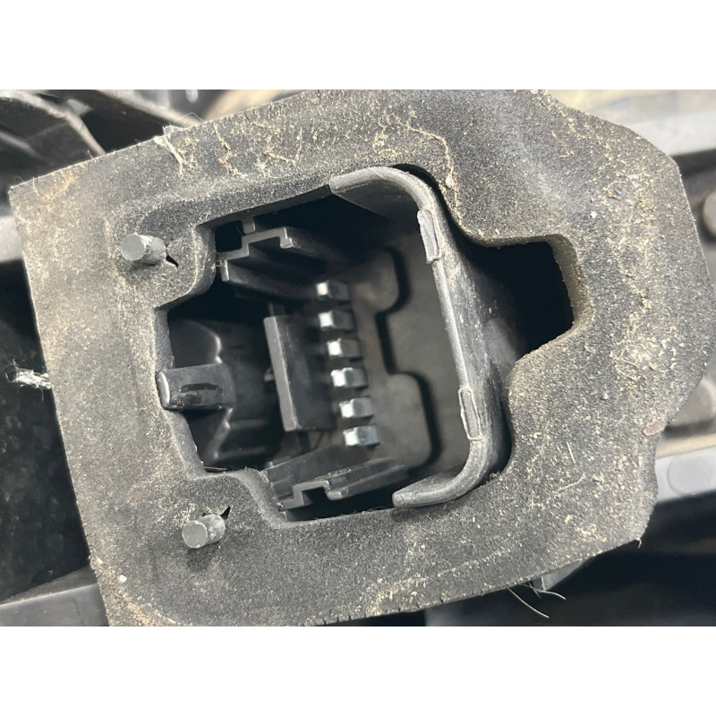 Feu arriere principal droit (feux) RENAULT SCENIC 2 Photo n°2