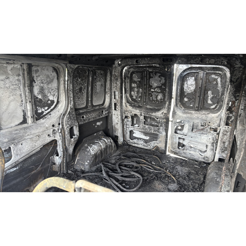 Pare choc avant RENAULT TRAFIC 2 Photo n°18