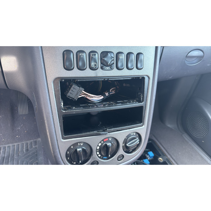 Retroviseur droit MERCEDES CLASSE A 168 Photo n°19