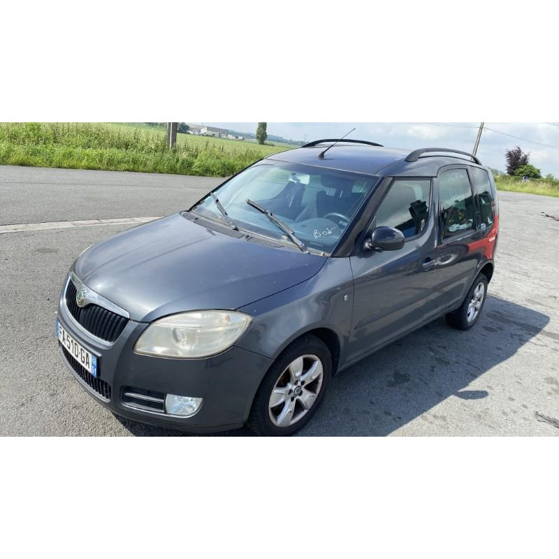 Aile avant droit SKODA ROOMSTER Photo n°19