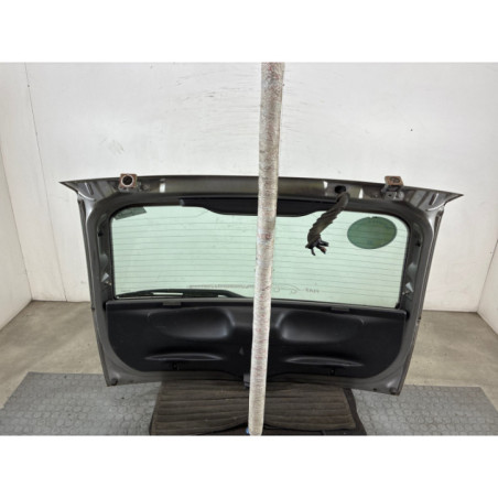 Malle/Hayon arriere FIAT PUNTO 2
