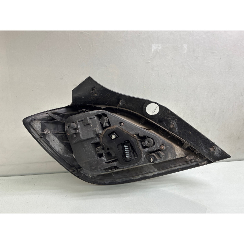 Feu arriere principal droit (feux) OPEL ASTRA H Photo n°2