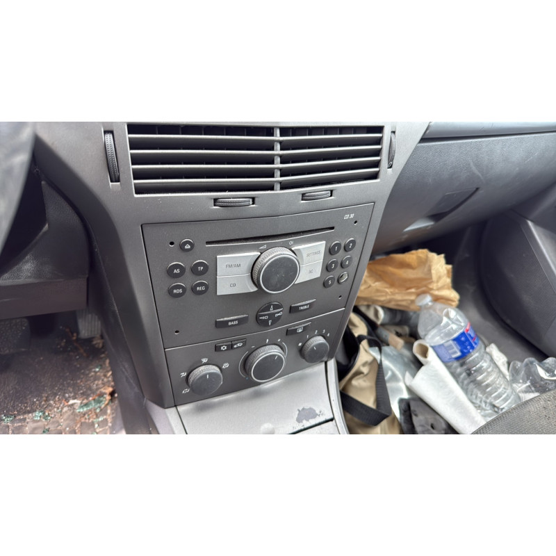Feu arriere principal droit (feux) OPEL ASTRA H Photo n°12