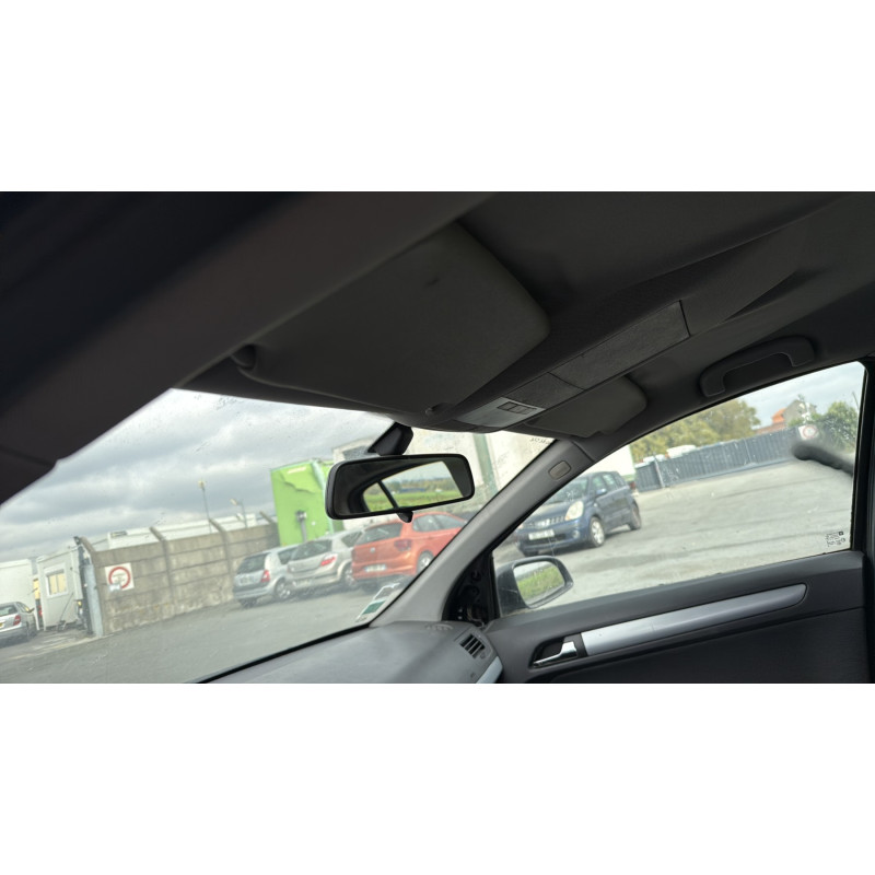 Feu arriere principal gauche (feux) OPEL ASTRA H Photo n°9
