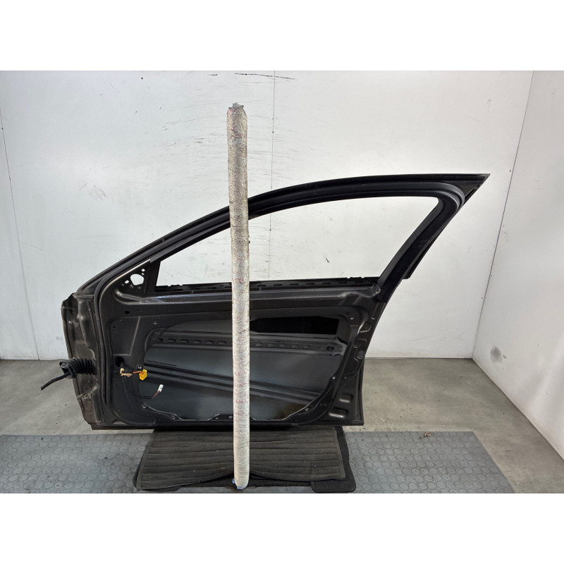 Porte avant droit MERCEDES CLASSE E 212 Photo n°2