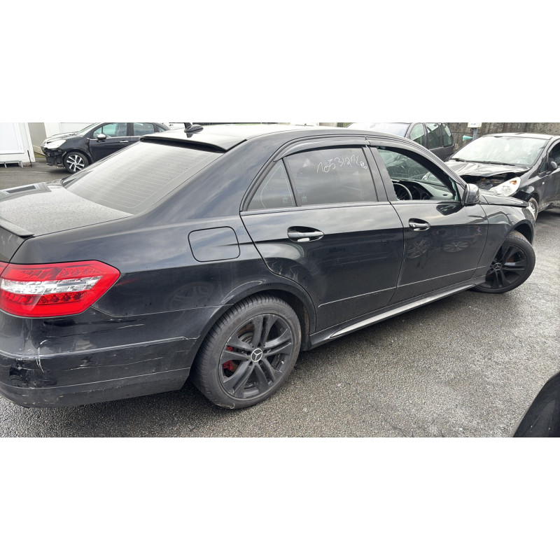 Capot MERCEDES CLASSE E 212 Photo n°10