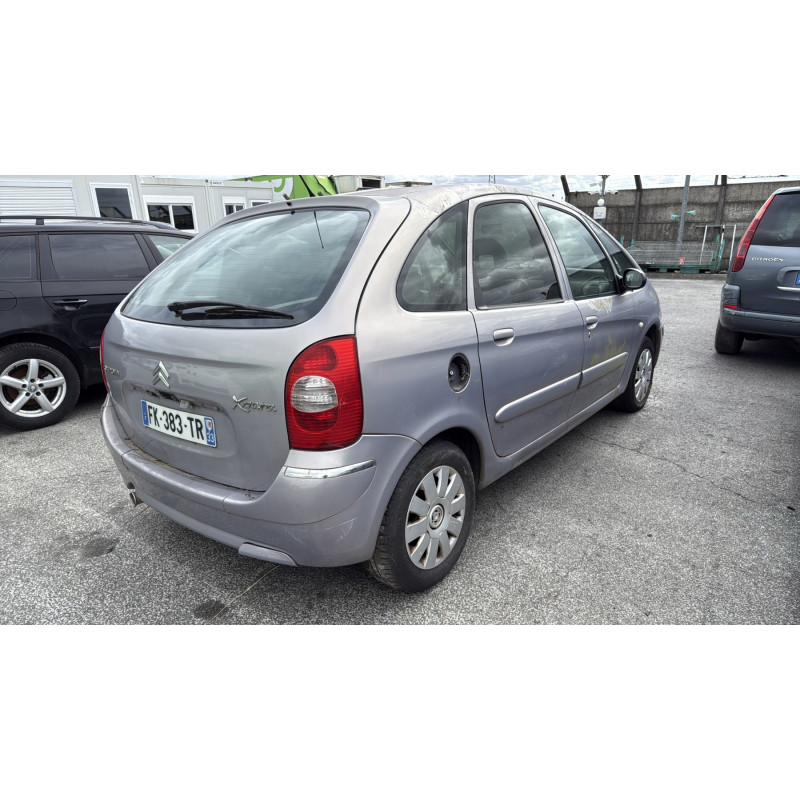 Pare choc avant CITROEN XSARA PICASSO Photo n°10