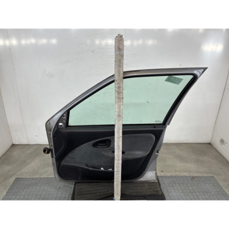 Porte avant droit CITROEN SAXO Photo n°1